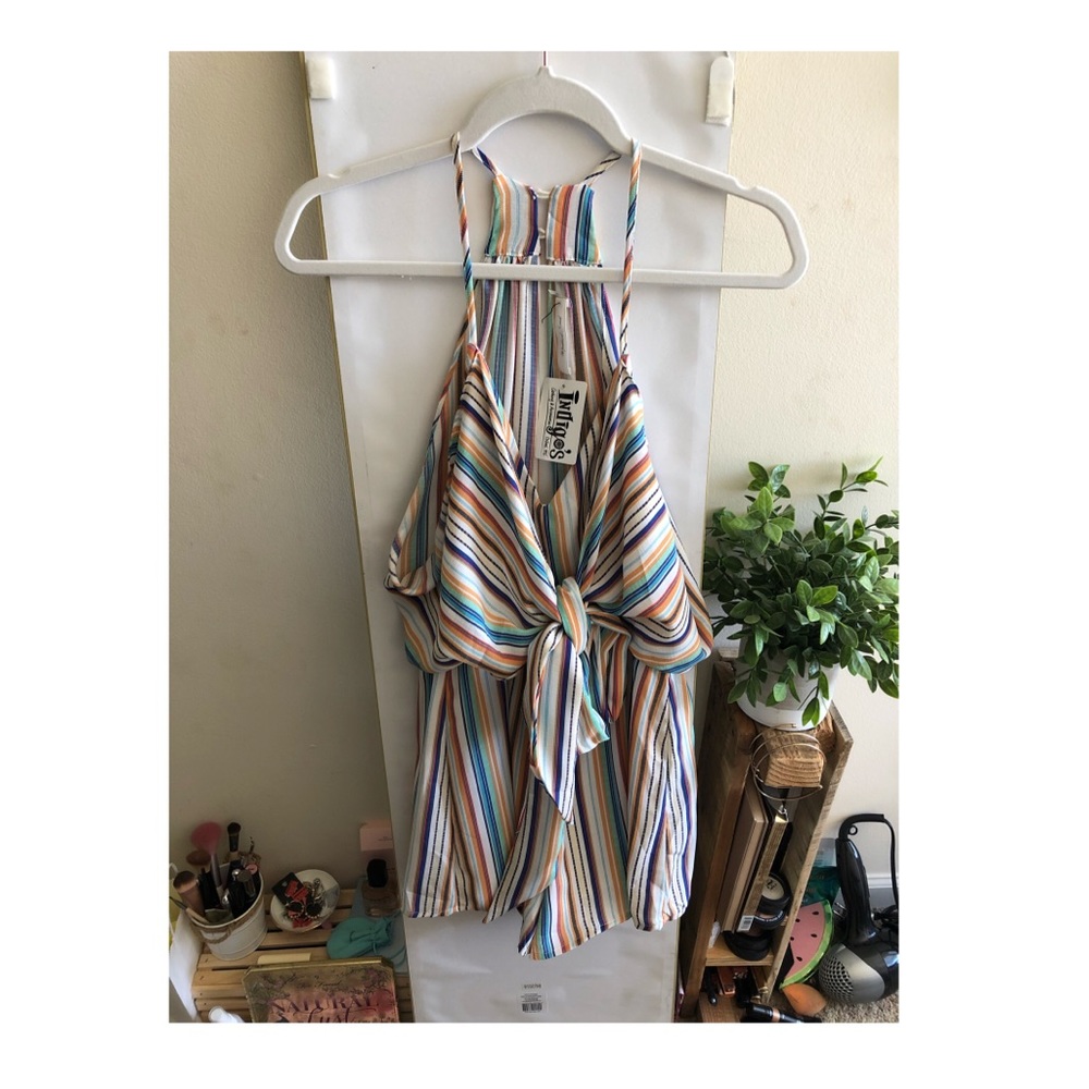 Short jumpsuit romper